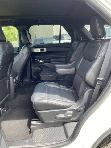 2021 Ford Explorer ST