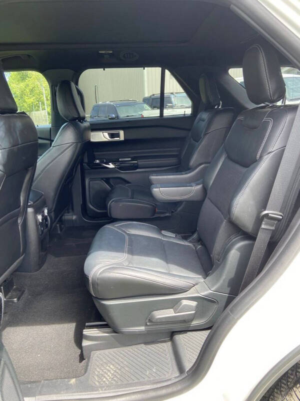 2021 Ford Explorer ST