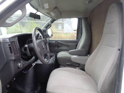 2017 Chevrolet Express 2500