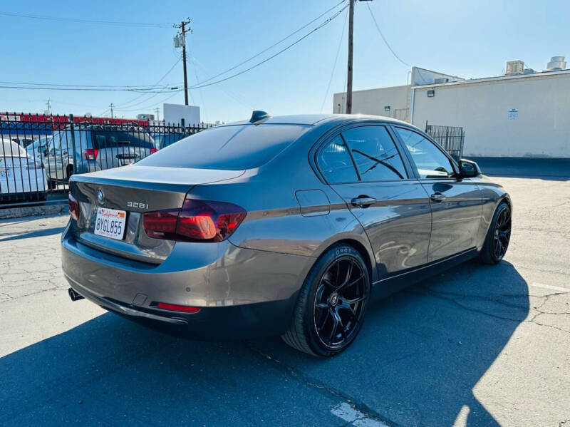 2014 BMW 3 Series 328i photo 8