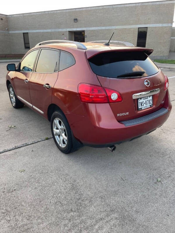 2011 Nissan Rogue SV