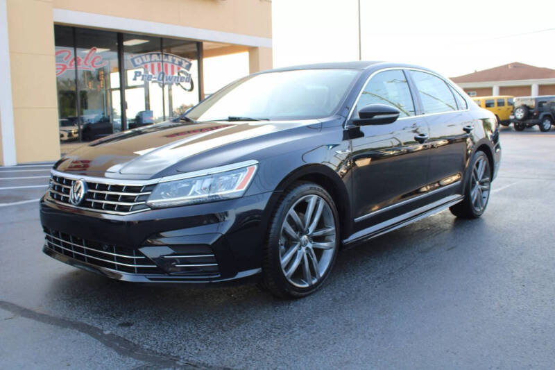 2019 Volkswagen Passat SE R-Line