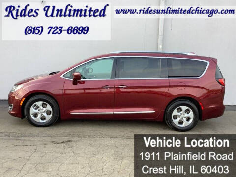 2017 Chrysler Pacifica Touring-L Plus