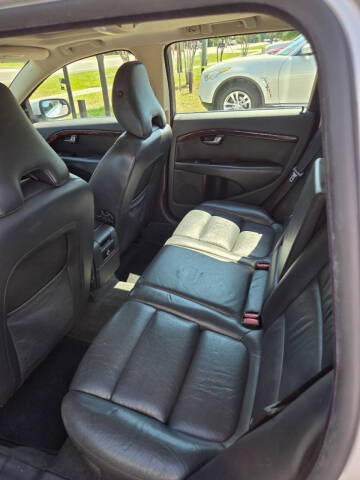 2008 Volvo V70 3.2