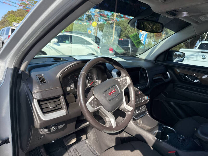 2020 GMC Terrain SLE