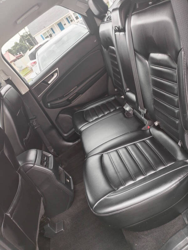 2020 Ford Edge SEL
