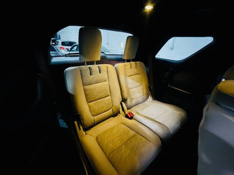 2015 Ford Explorer