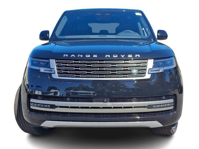 2025 Land Rover Range Rover P530 SE