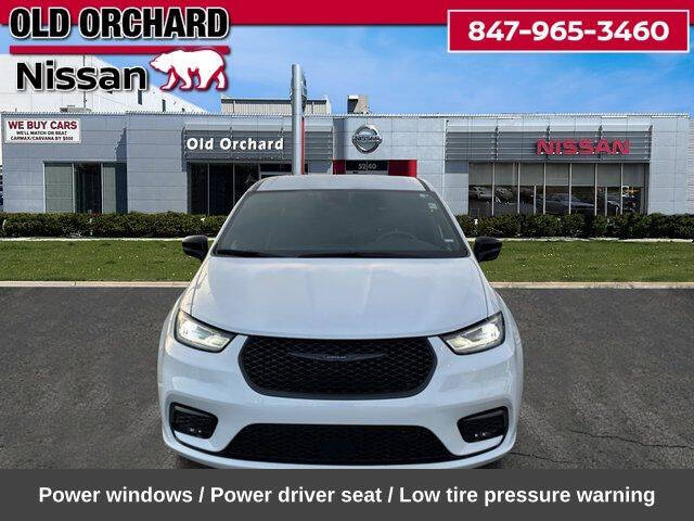 2024 Chrysler Pacifica Plug-In Hybrid Select