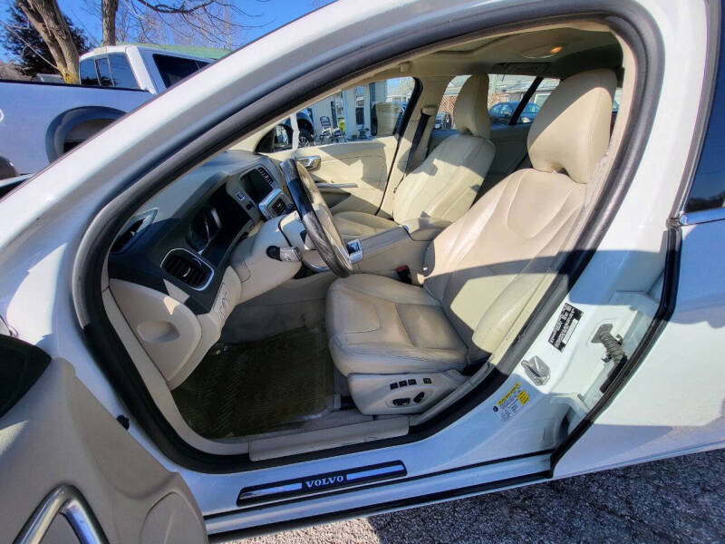 2016 Volvo V60 T5 Drive-E Premier