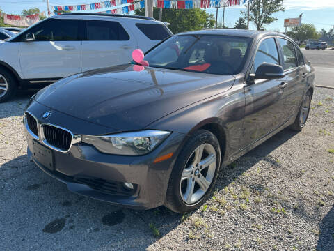 2014 BMW 3 Series for sale at Antique Motors in Plymouth IN