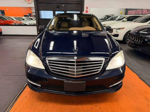 2010 Mercedes-Benz S-Class S 550 4MATIC