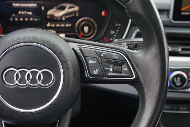 2017 Audi A4 2.0T quattro Prestige