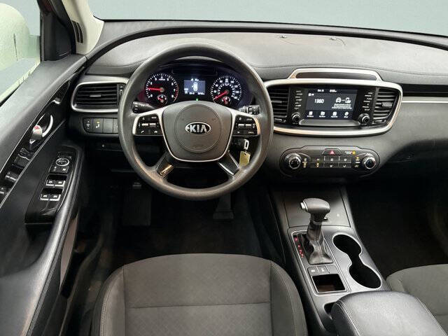 2020 Kia Sorento LX