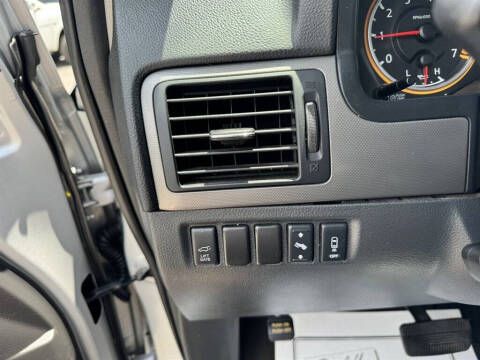 2012 Nissan Armada SV