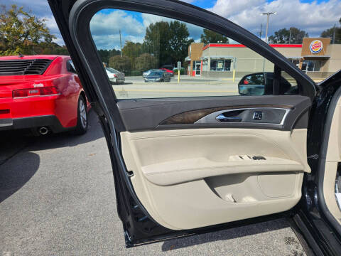 2017 Lincoln MKZ Select