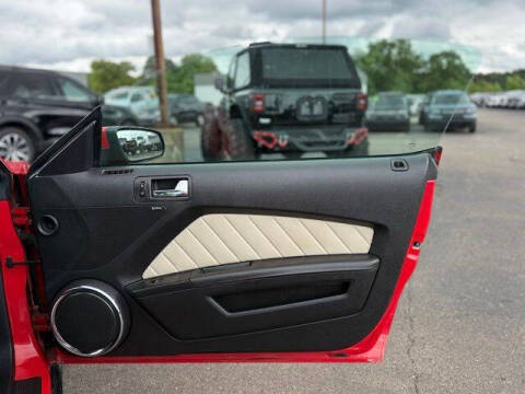 2012 Ford Mustang V6 Premium
