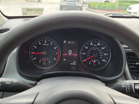 2023 Kia Rio 5-Door S