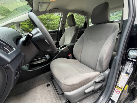 2015 Toyota Prius Three