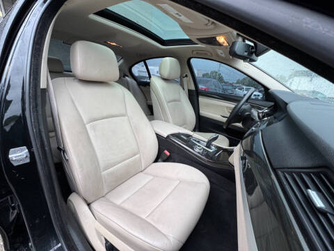 2013 BMW 5 Series 528i xDrive