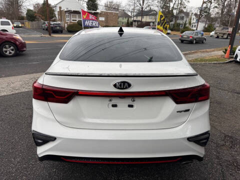 2020 Kia Forte GT Line