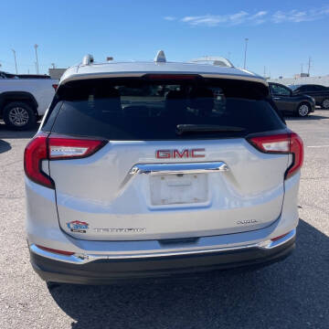 2022 GMC Terrain SLT