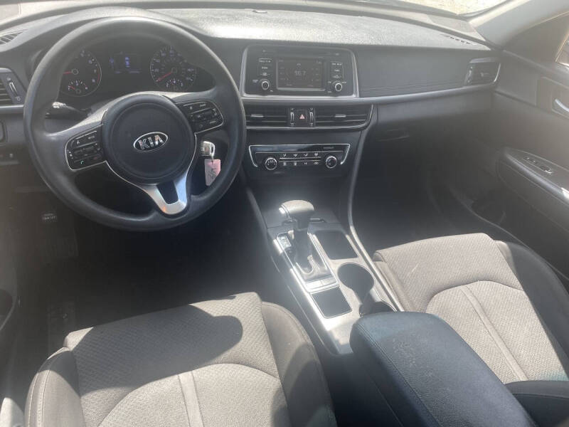 2017 Kia Optima LX