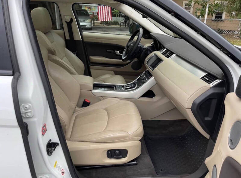 2017 Land Rover Range Rover Evoque SE