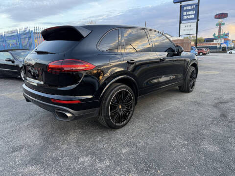 2017 Porsche Cayenne