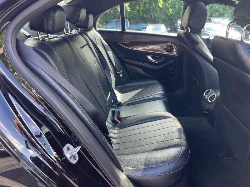 2019 Mercedes-Benz E-Class E 300