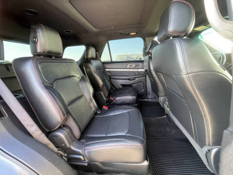 2016 Ford Explorer Sport