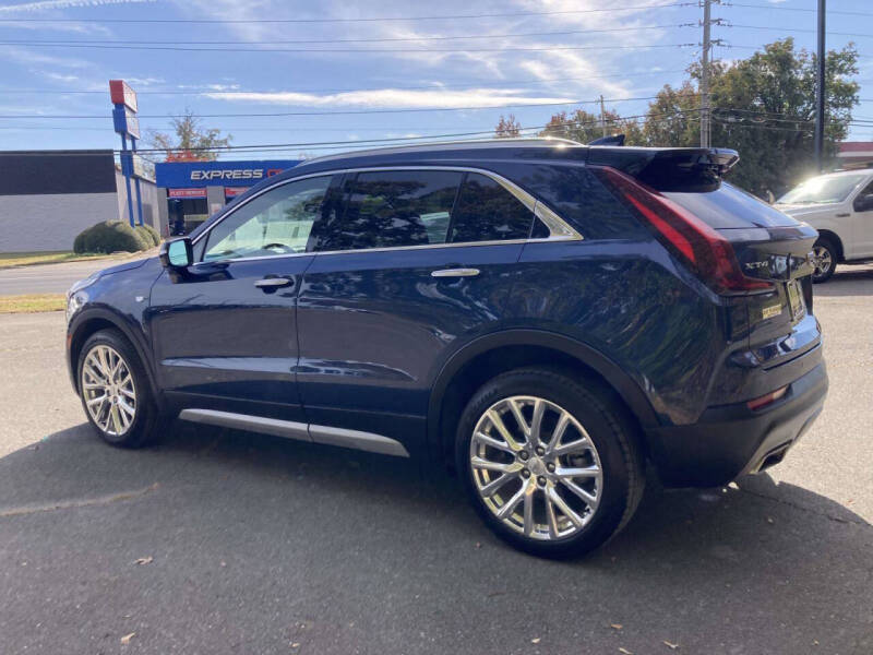 2022 Cadillac XT4 Premium Luxury