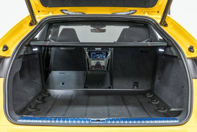 2023 Lamborghini Urus Performante