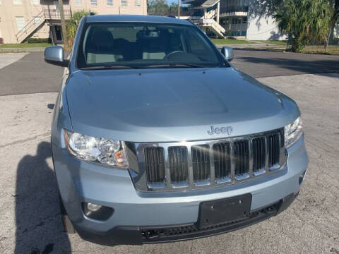 2013 Jeep Grand Cherokee for sale at LUXURY AUTO MALL in Tampa FL