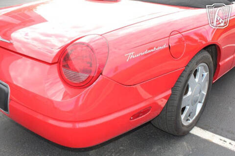 2002 Ford Thunderbird Deluxe