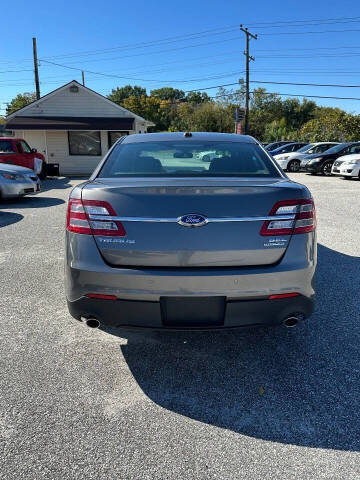 2013 Ford Taurus SEL