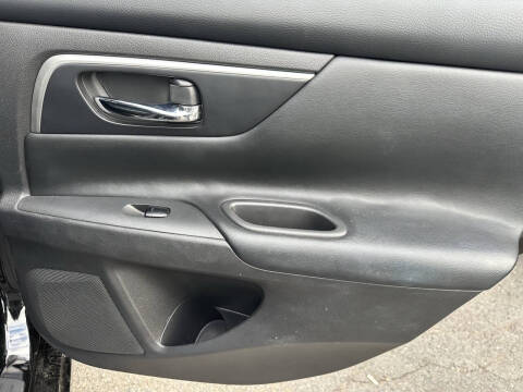 2018 Nissan Altima 2.5 SR