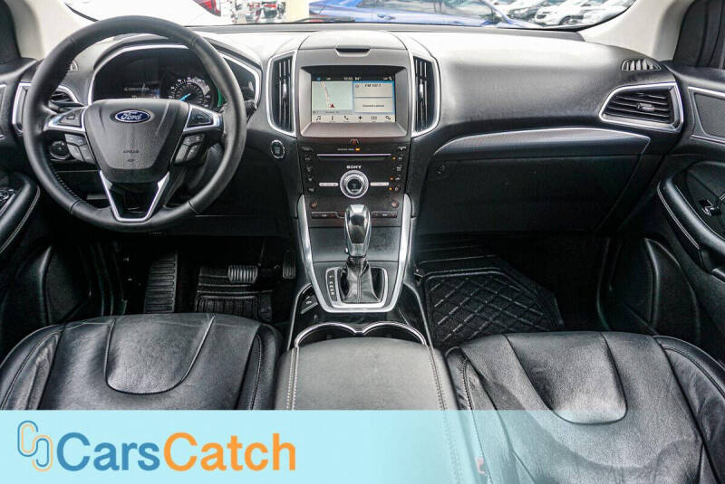 2017 Ford Edge Titanium