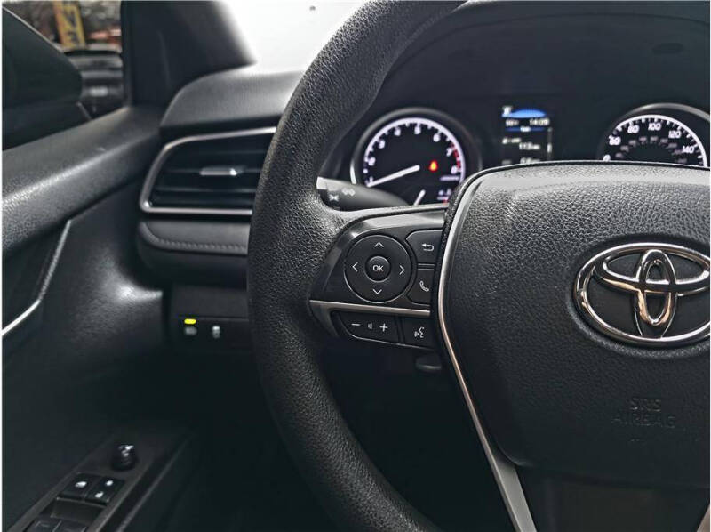 2023 Toyota Camry LE