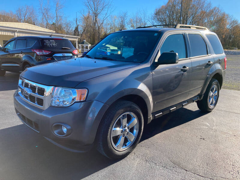 McCully's Automotive Car Dealer in Benton, KY