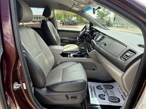 2017 Kia Sedona LX