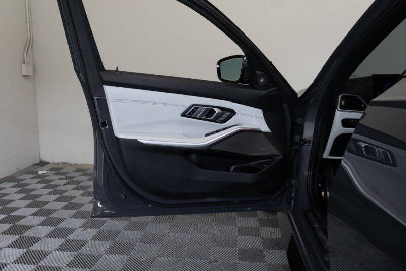 2023 BMW M3