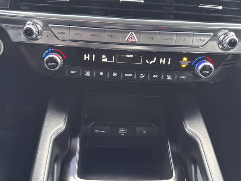 2022 Kia Telluride LX