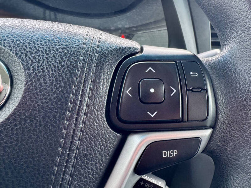 2017 Toyota Sienna L 7-Passenger