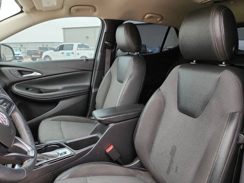 2022 Buick Encore GX Select