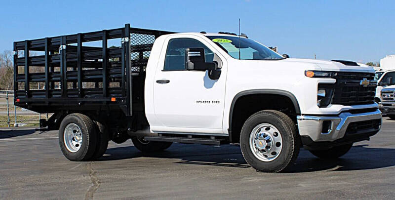 2025 Chevrolet Silverado 3500HD CC