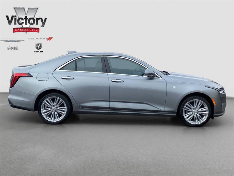 2025 Cadillac CT4 Premium Luxury