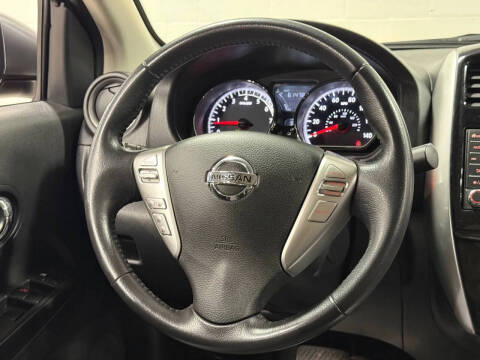 2019 Nissan Versa SV
