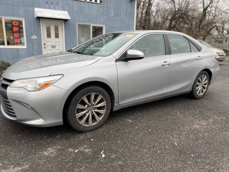 2016 Toyota Camry XLE
