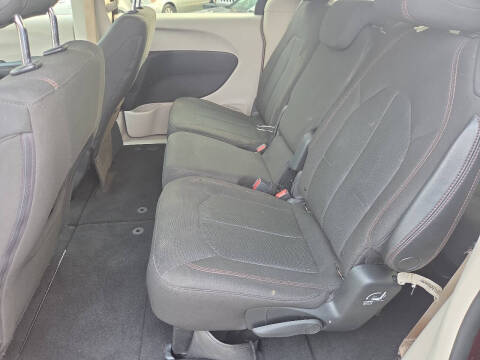 2017 Chrysler Pacifica Touring